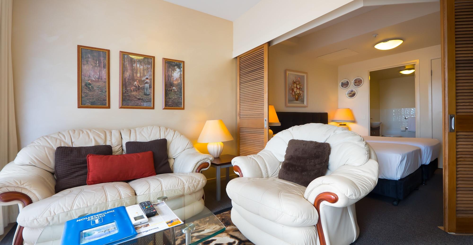 Broadbeach Savannah Resort Esterno foto