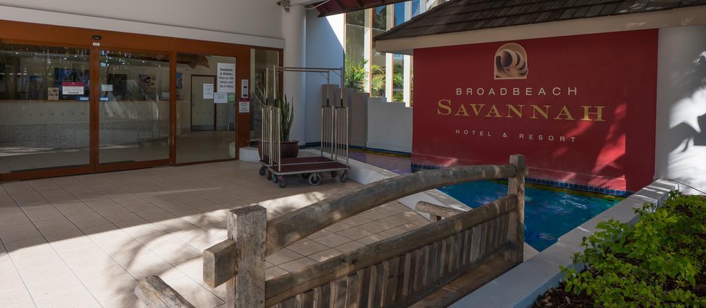 Broadbeach Savannah Resort Esterno foto